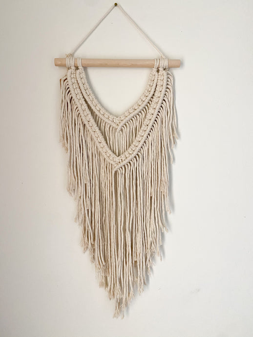 WHITE SM WALL HANGING