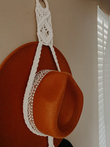 Double Hat Hanger - white