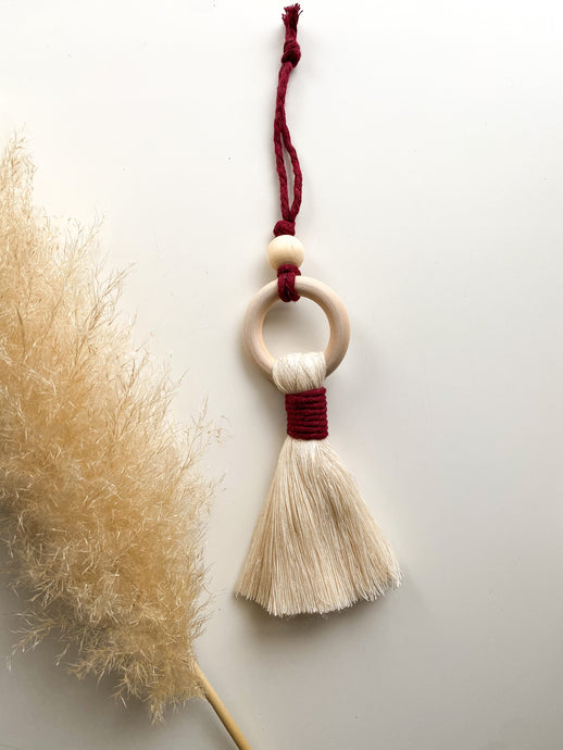 MERLOT TASSEL ORNAMENT